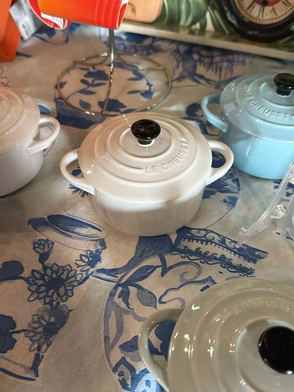 Le Creuset Stoneware 10cm Round Mini Cocotte in White